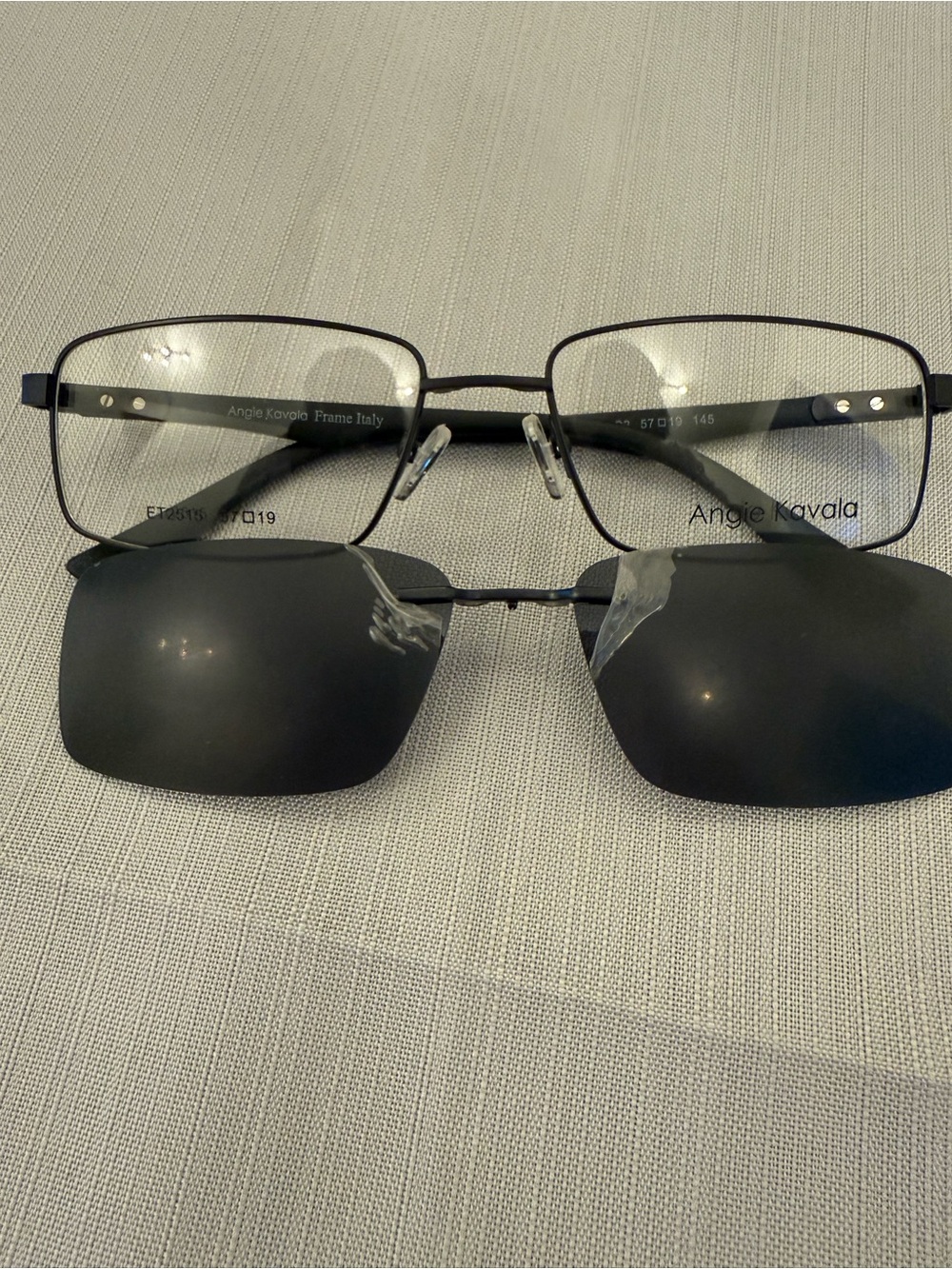 Men’s Clip-On Eyeglass Frame with Black Clip-On Lenses
